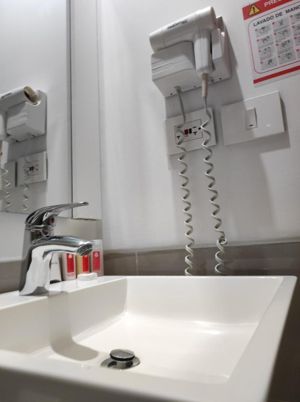 Hotel Zona A Medellín Pokój zdjęcie